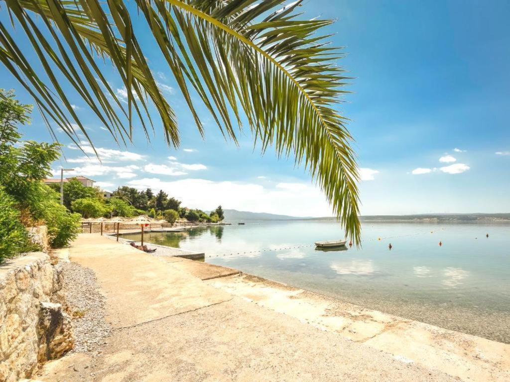 Apartmani Mala Sirena Maslenica Zewnętrze zdjęcie