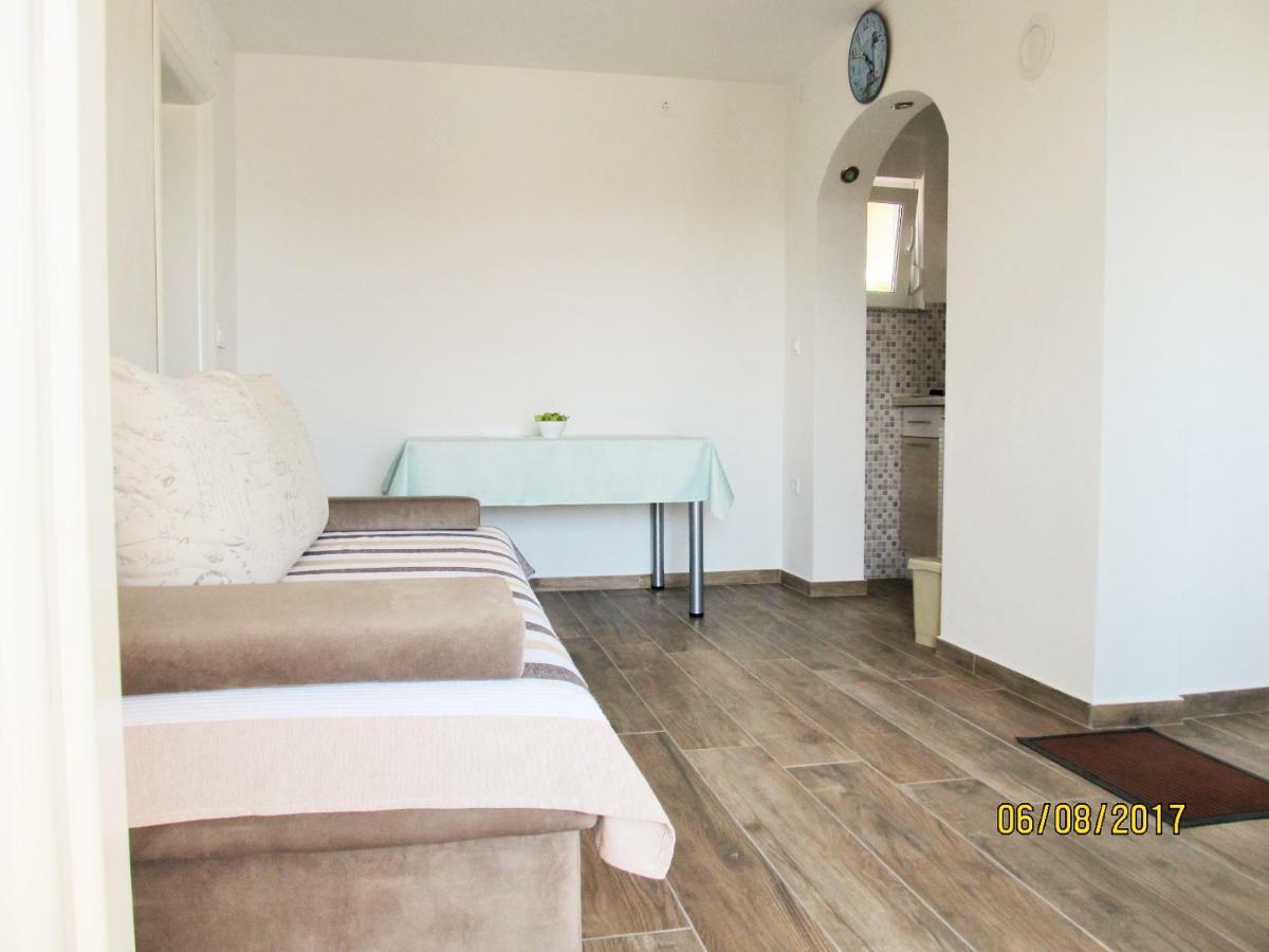 Apartmani Mala Sirena Maslenica Zewnętrze zdjęcie